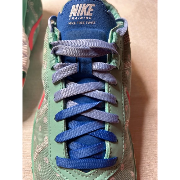 Nike Free Twist Training Shoes Womens 8.5 Teal‎ Pink Floral Sneakers Running - Picture 5 of 7